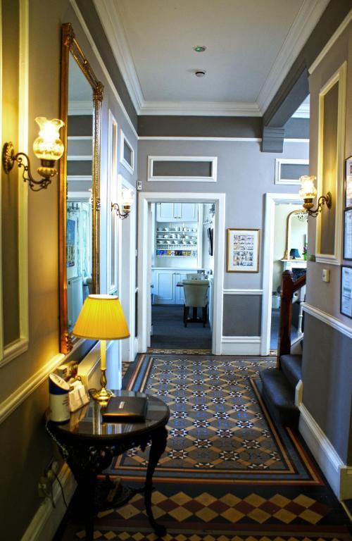 The Wyastone Hotel Cheltenham Esterno foto