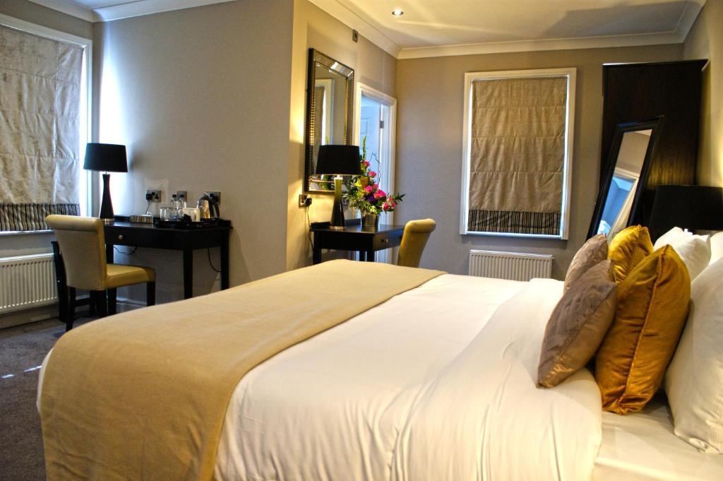 The Wyastone Hotel Cheltenham Camera foto