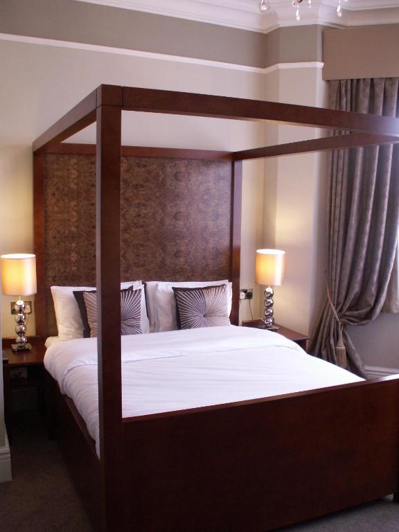 The Wyastone Hotel Cheltenham Camera foto